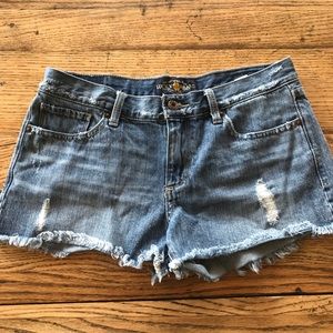 Cutoff denim short